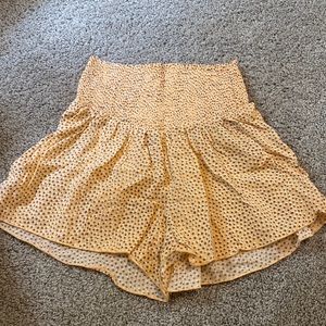 orange flowy shorts. size xxs.